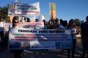 Demonstration against land loss
