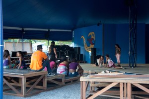 Children rehearsing at Paraty